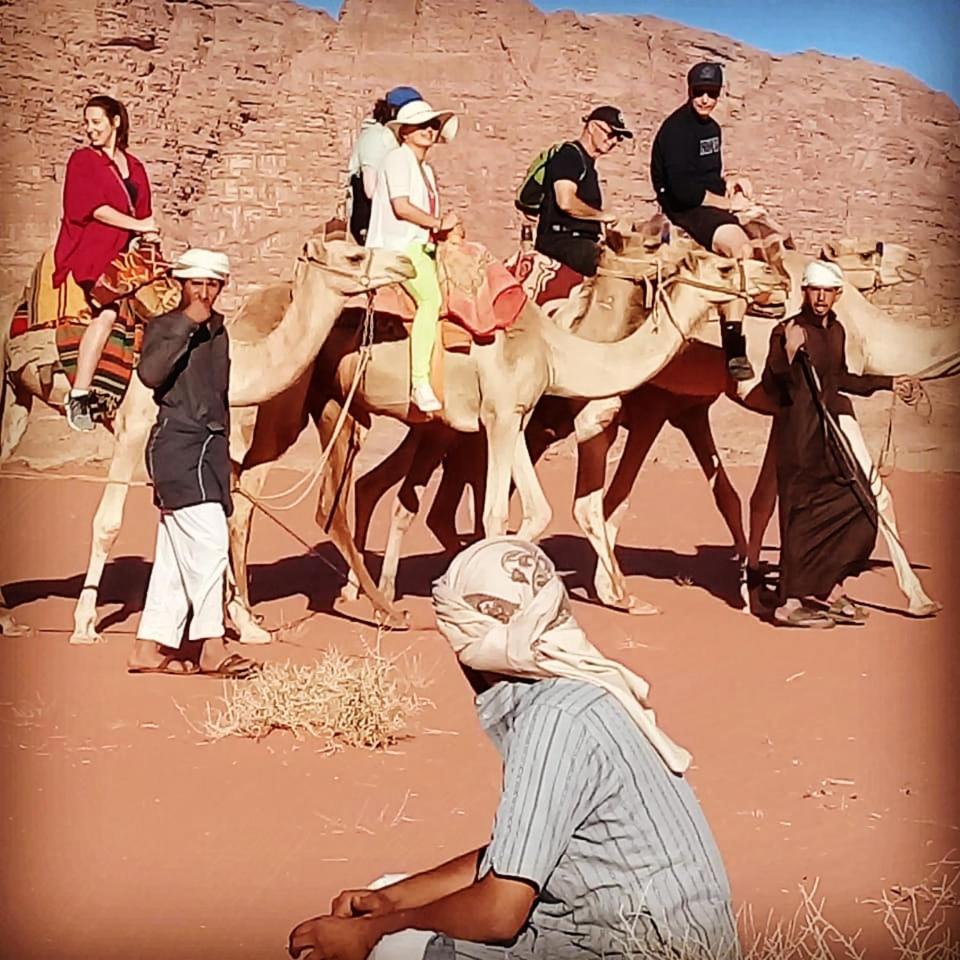 Rainbow Camp Hotel Wadi Rum Exterior foto