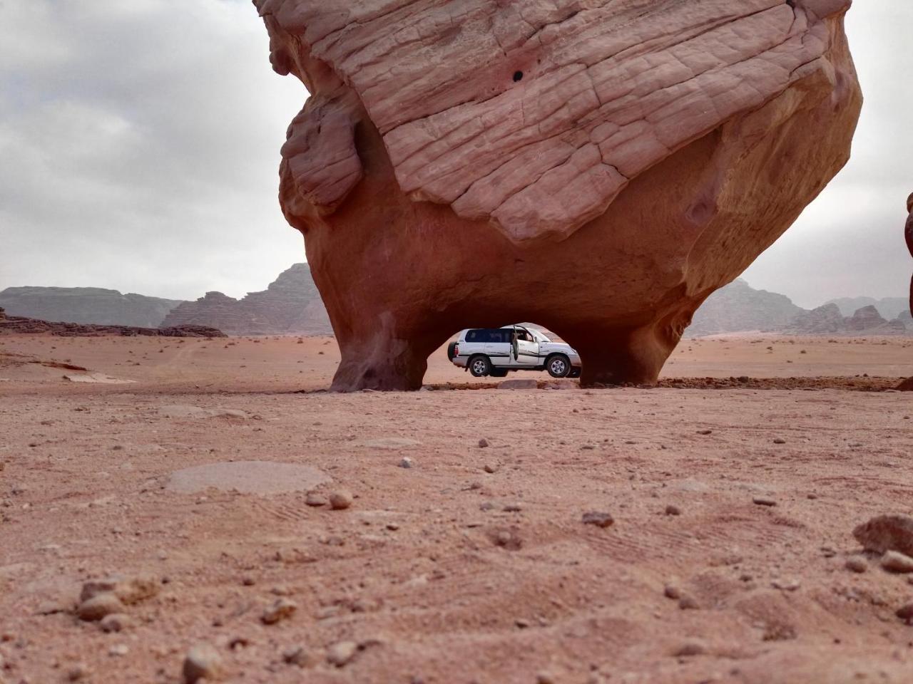 Rainbow Camp Hotel Wadi Rum Exterior foto