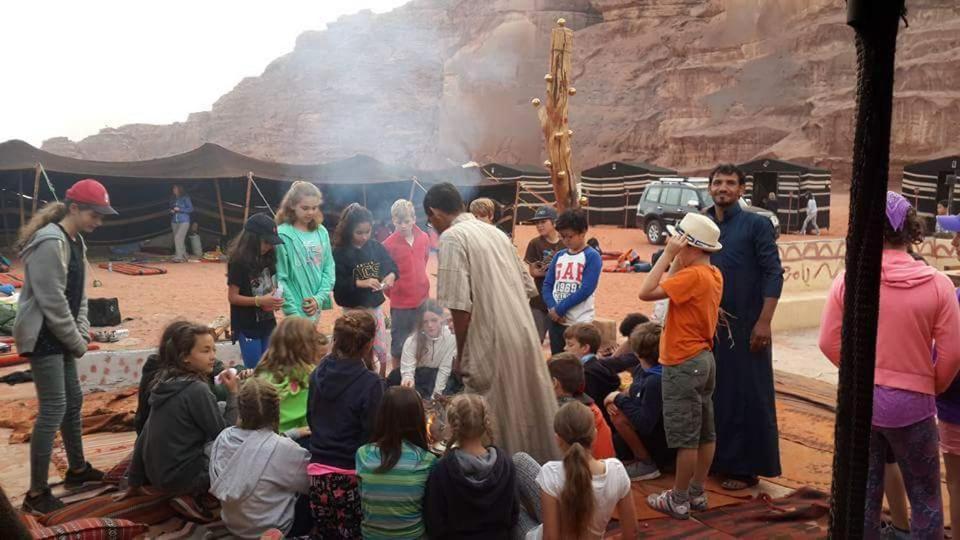Rainbow Camp Hotel Wadi Rum Exterior foto