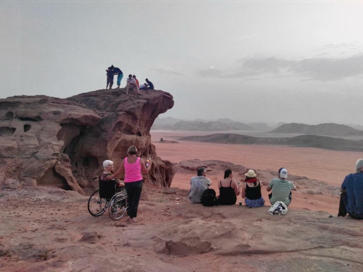 Rainbow Camp Hotel Wadi Rum Exterior foto