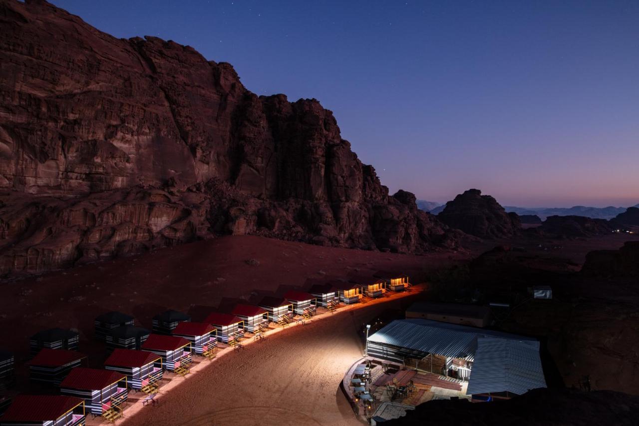 Rainbow Camp Hotel Wadi Rum Exterior foto